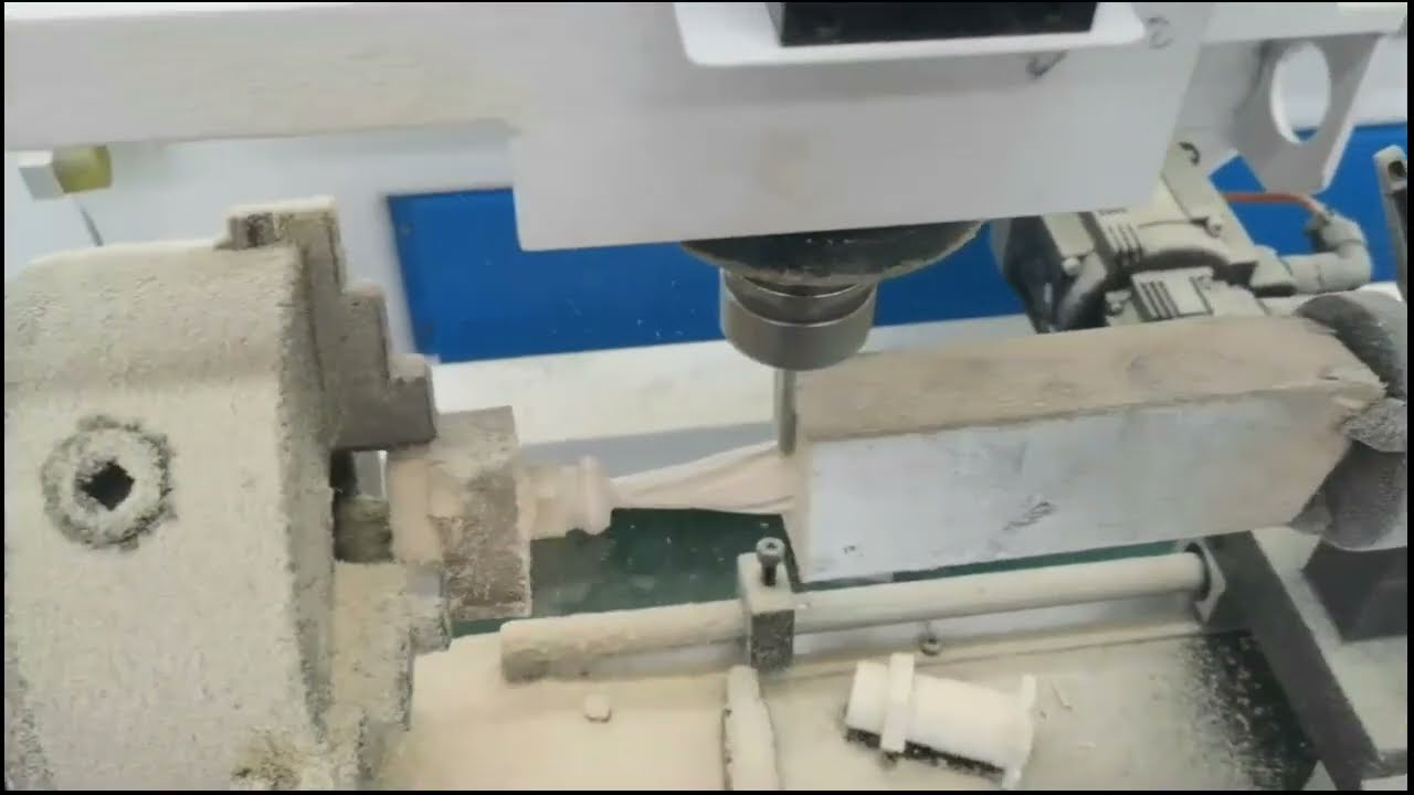 用于家具制造的專(zhuān)業(yè)數(shù)控木雕機(jī) 用于家具制造的專(zhuān)業(yè)數(shù)控木雕機(jī)